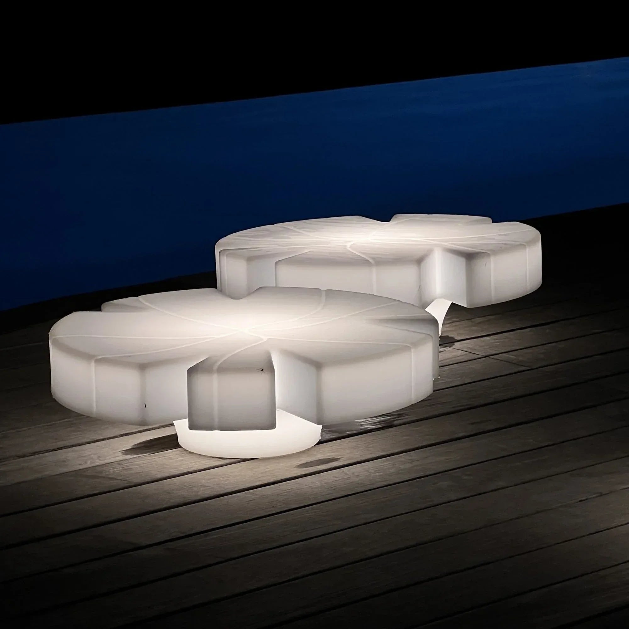 Fiore di Loto - with light - Serralunga