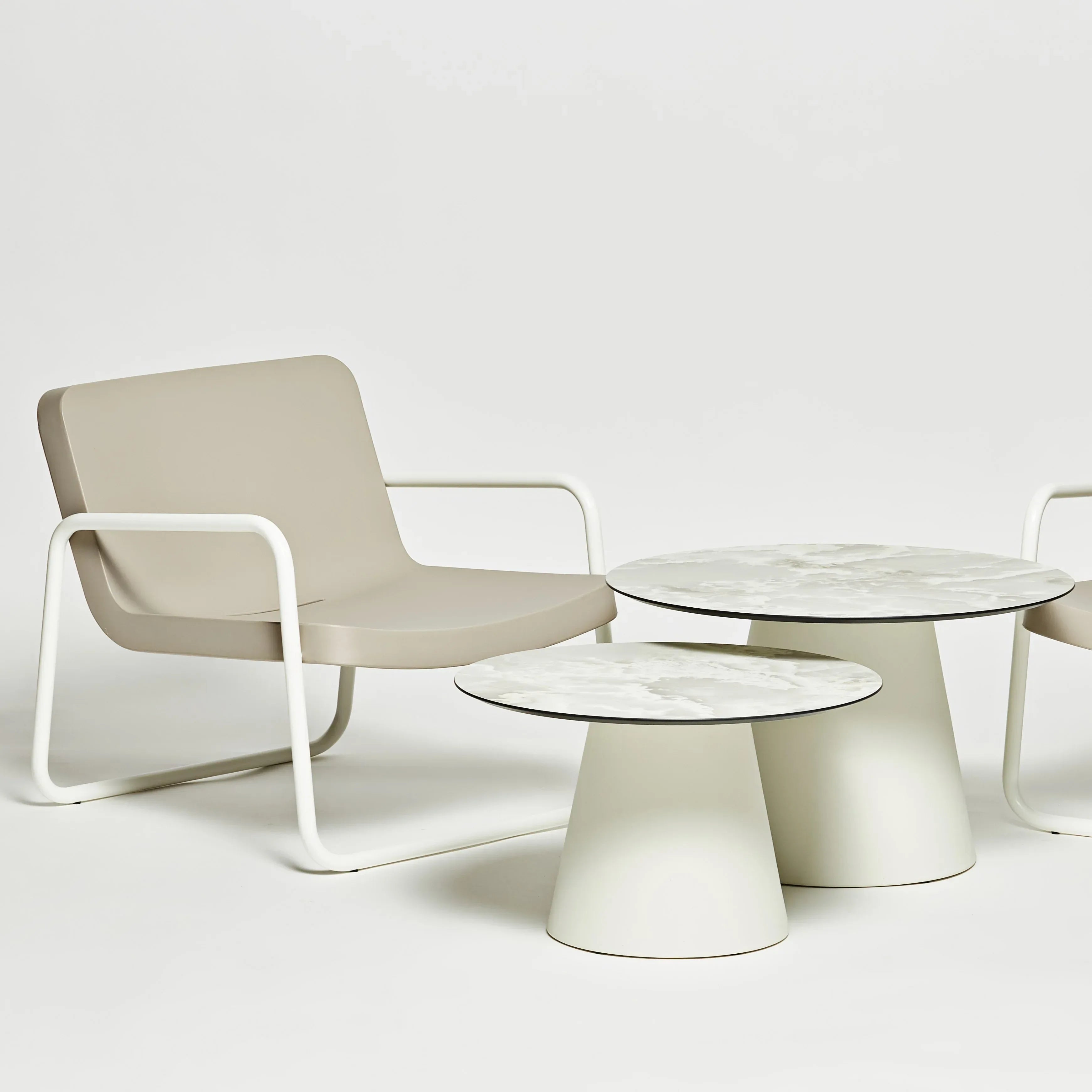 LouLou Coffee table 34 - Serralunga