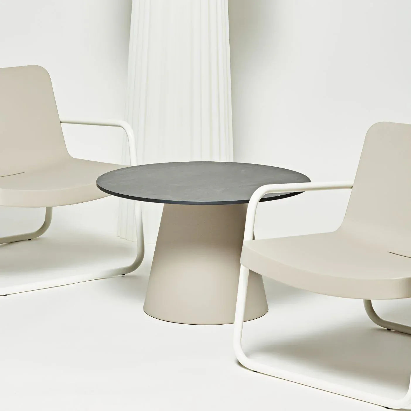 LouLou Coffee table 40 - Serralunga