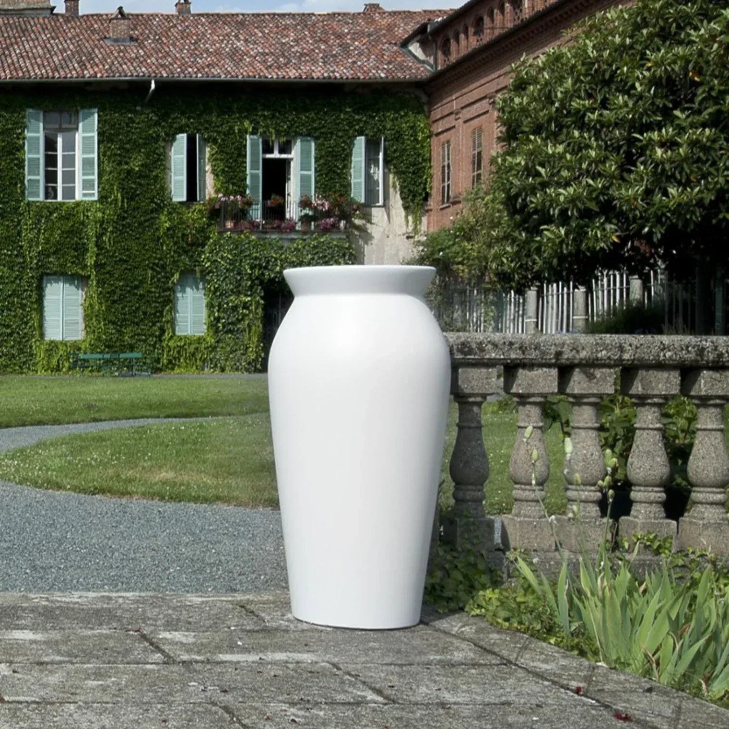 June Planter - Serralunga