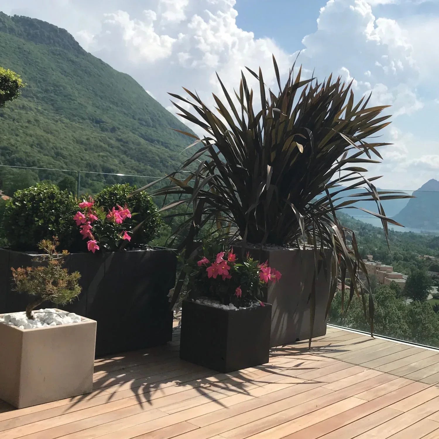 Cubotti Deep Planter - Serralunga