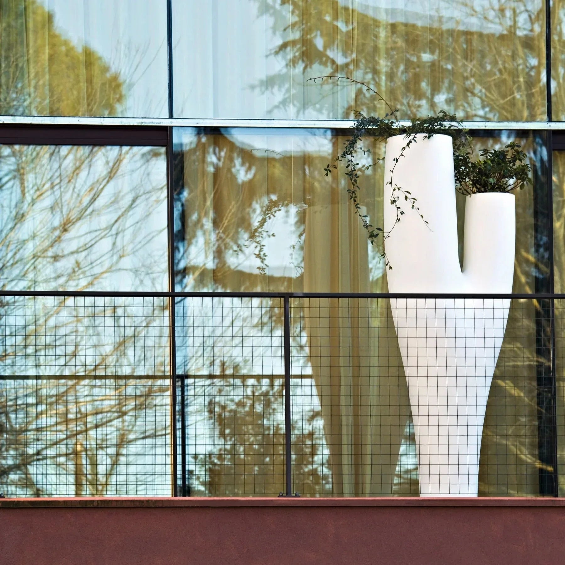 Missed Tree Planter II - Serralunga