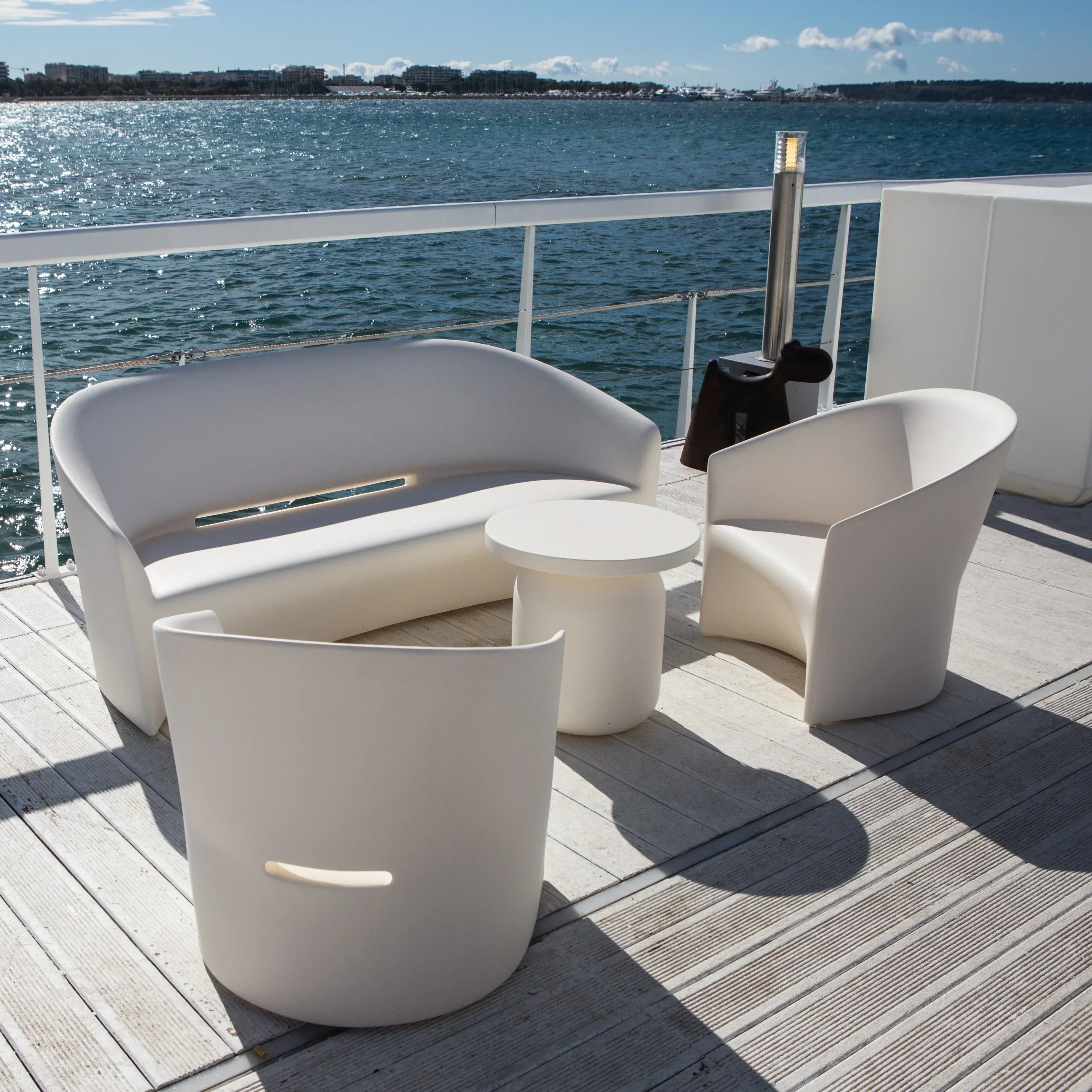 Juju Table - Serralunga