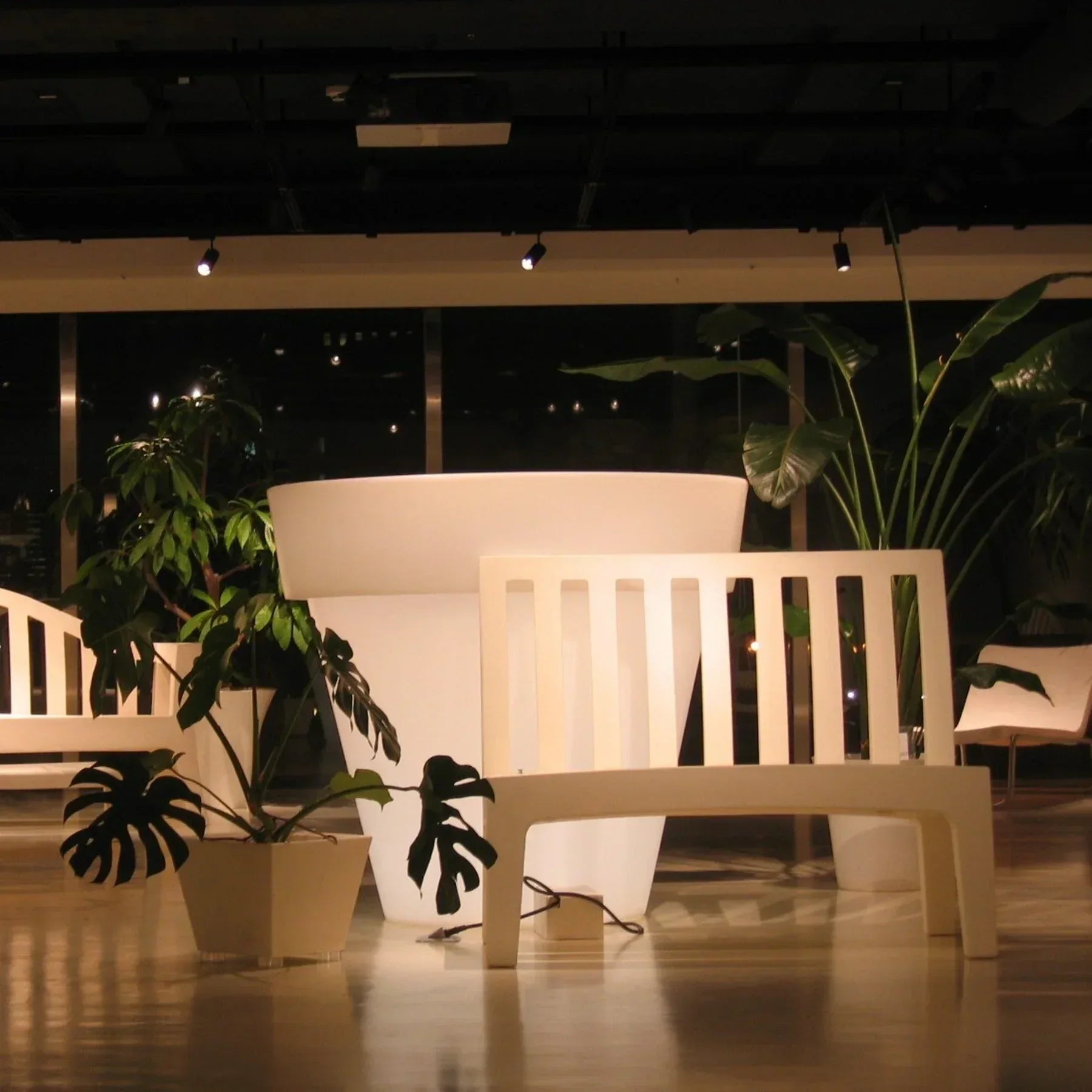 Romeo Bench - Serralunga