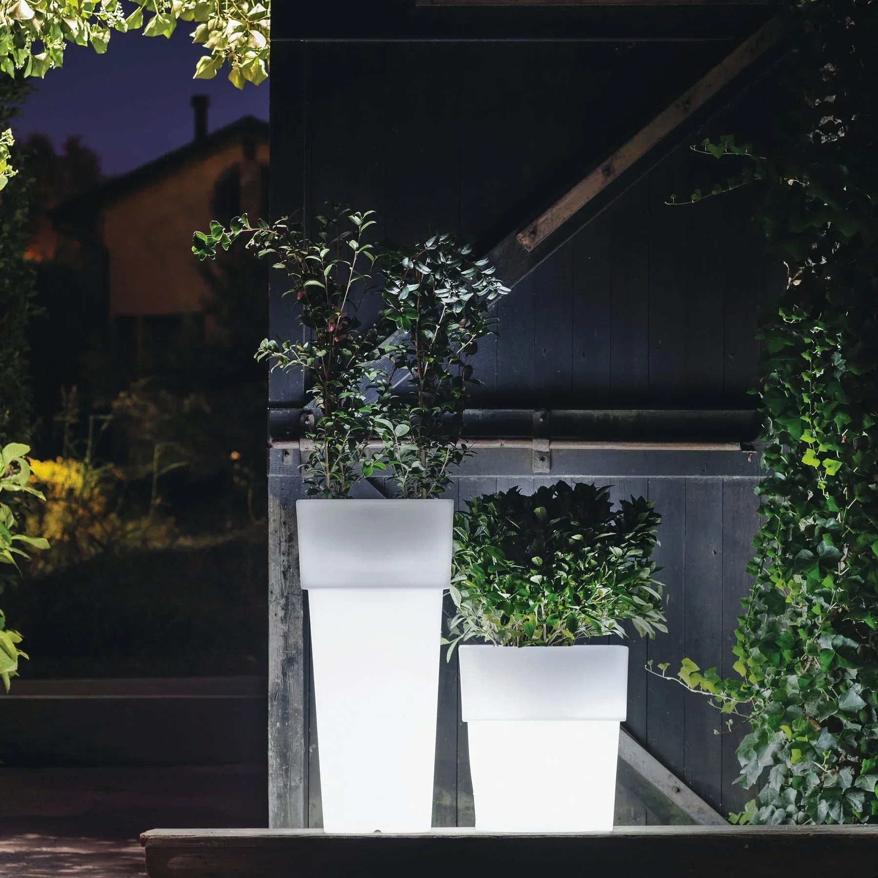 Torre Planter with Light - Serralunga