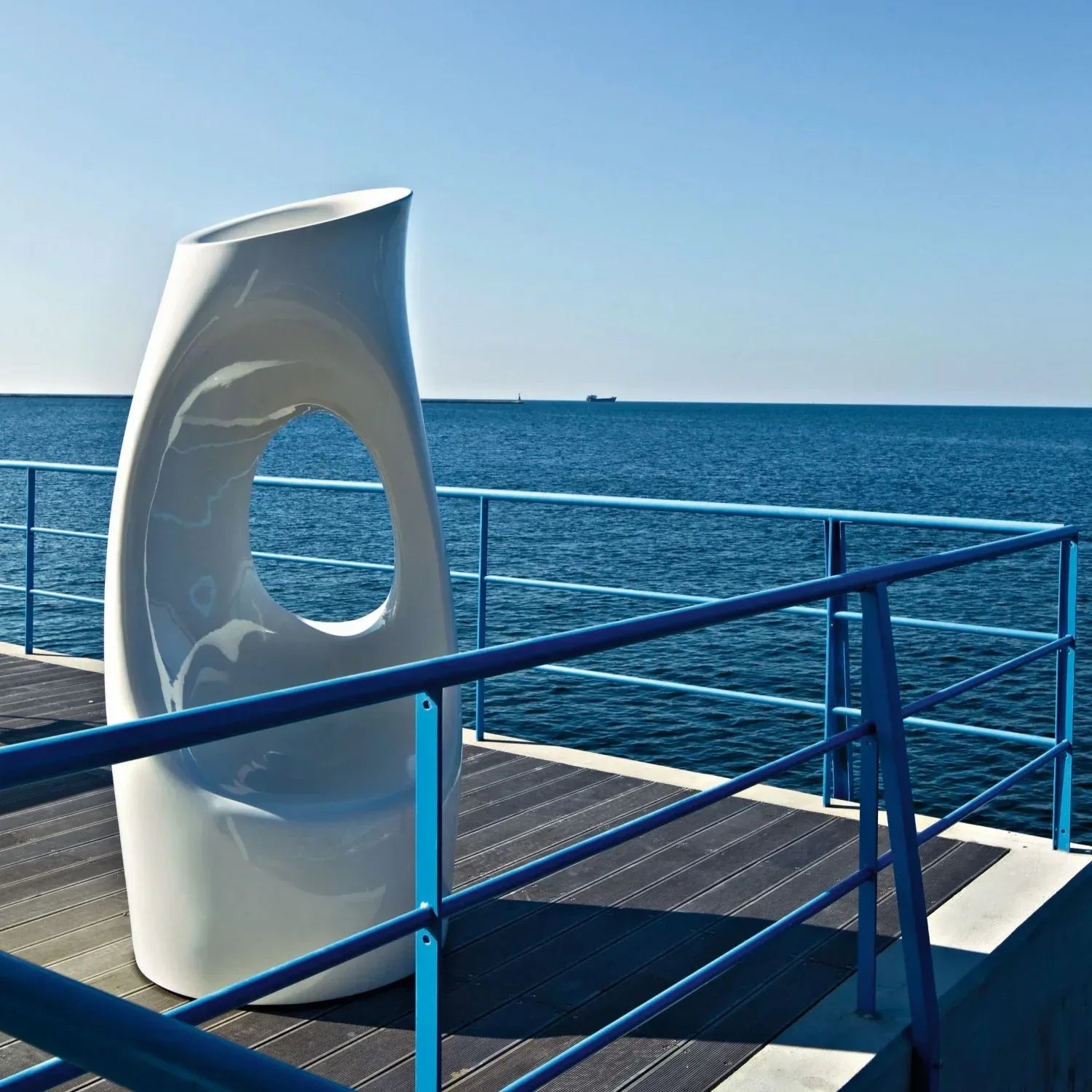 HOLLY ALL - Serralunga