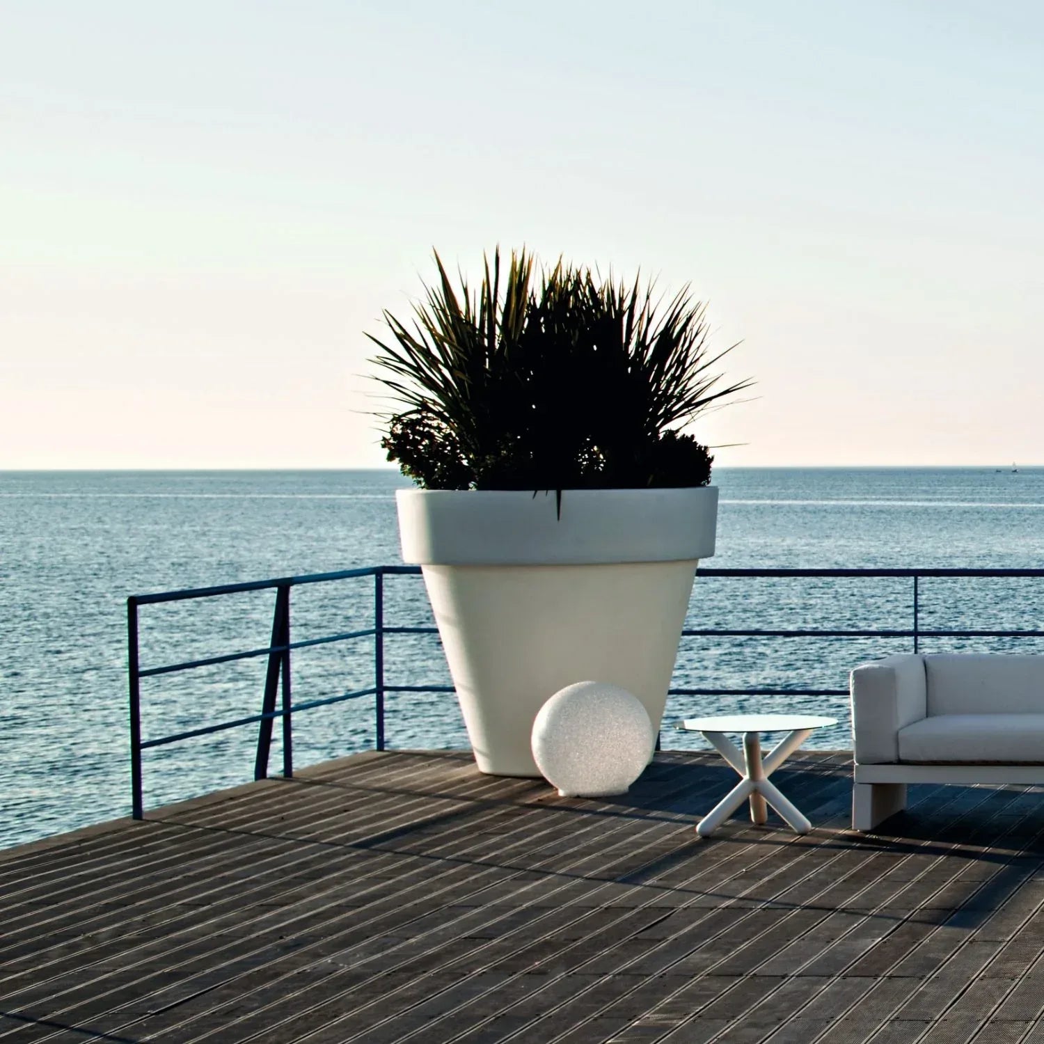 Vas-Two Planter - Serralunga